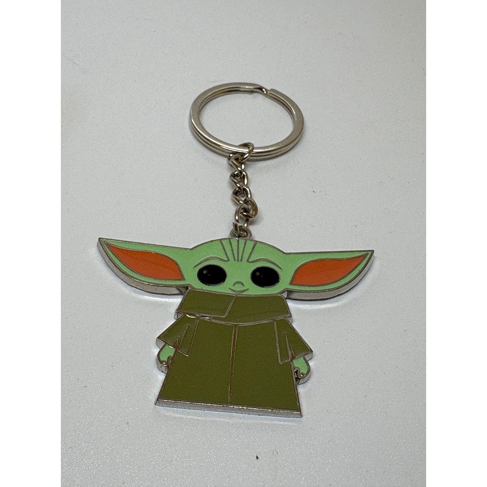 Star Wars Grogu The Child Enamel Keychain CultureFly Baby Yoda Mandalorian